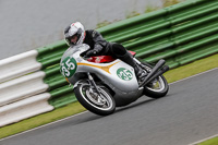 Vintage-motorcycle-club;eventdigitalimages;mallory-park;mallory-park-trackday-photographs;no-limits-trackdays;peter-wileman-photography;trackday-digital-images;trackday-photos;vmcc-festival-1000-bikes-photographs